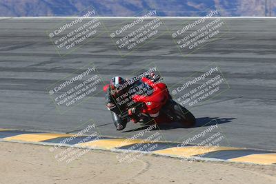 media/Mar-21-2025-CVMA Friday Practice (Fri) [[30cd4fe323]]/2-Racer 1/Session 2 (Bowl)/